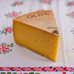 Remeker Fermier au lait cru frotté au Ghee (Hollande)